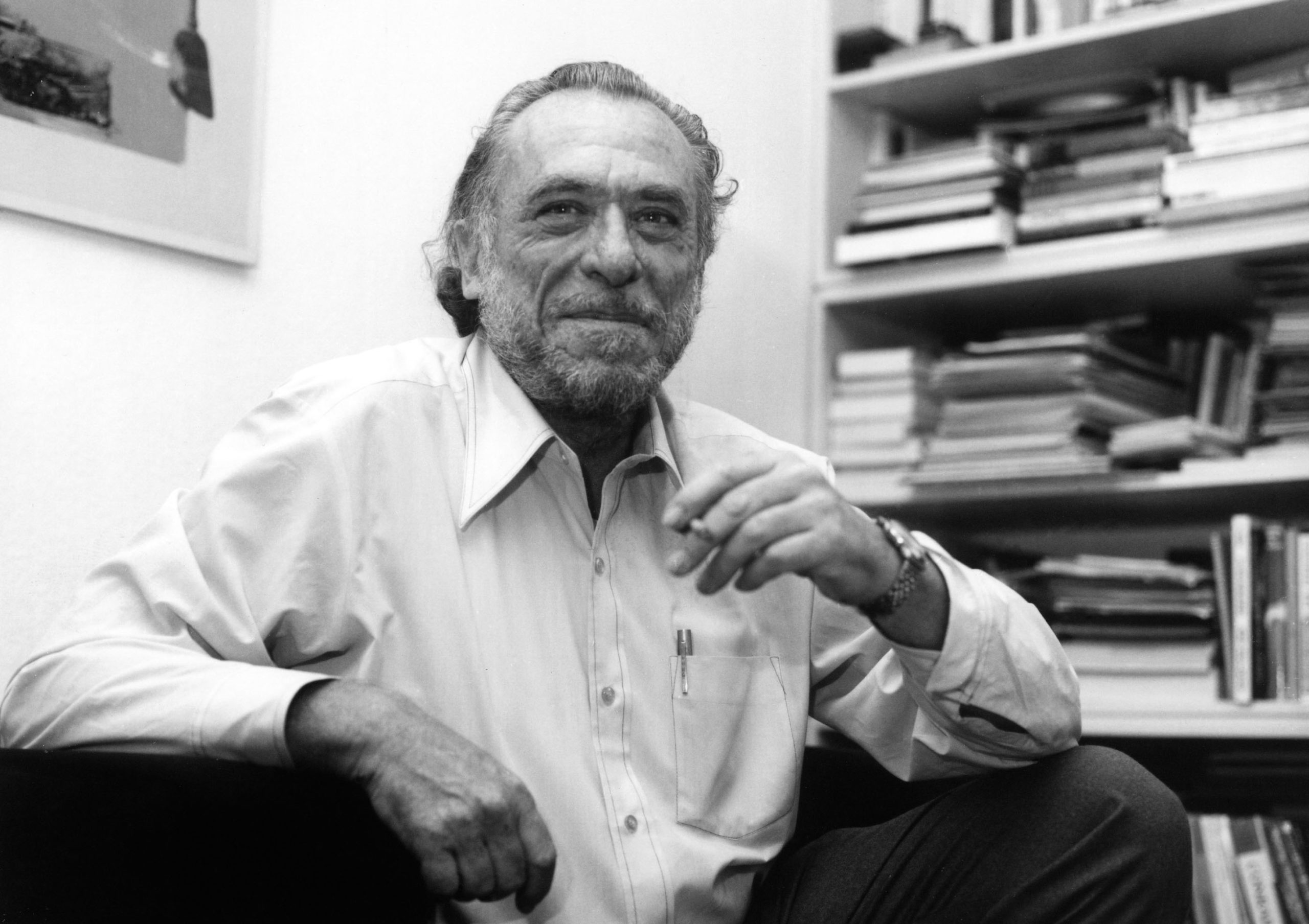 Summary and Analysis of Decline by Charles Bukowski: 2022<